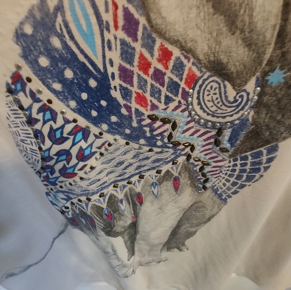 Lucky Brand Elephant tee - Picture 2 of 7